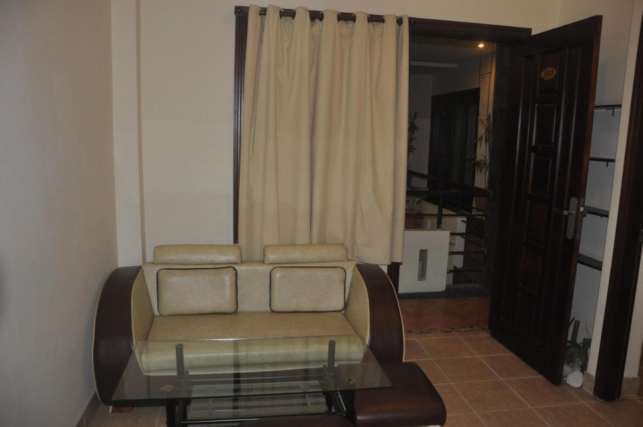 Caroline Hotel Ho Şi Min Dış mekan fotoğraf